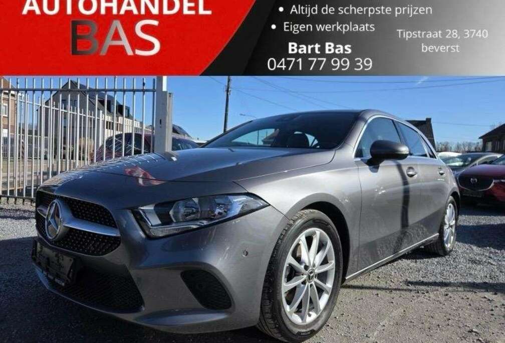 Mercedes-Benz NAVCAMDABCARPLAY1JOMNIUMGARANTIEDIGI COCKPIT