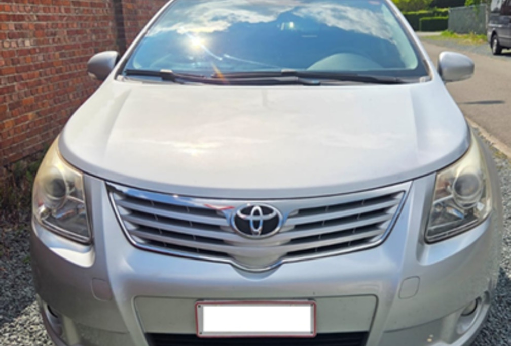 Toyota Avensis SW 2.0 D-4D Executive II DPF