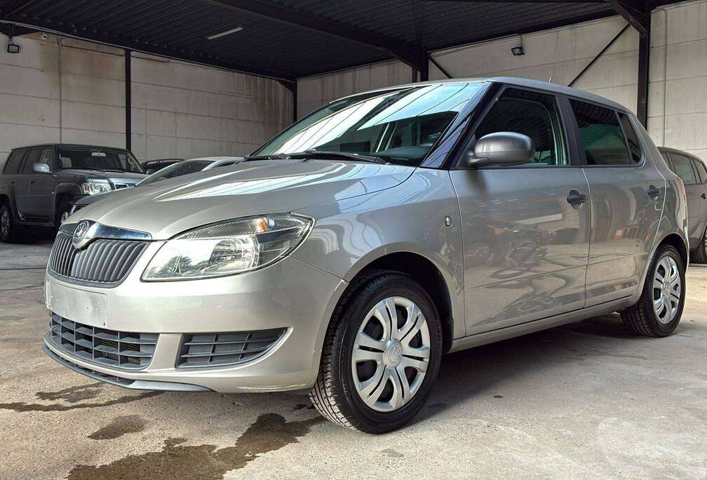 Skoda  Fabia 1.2i Ambition * GARANTIE *