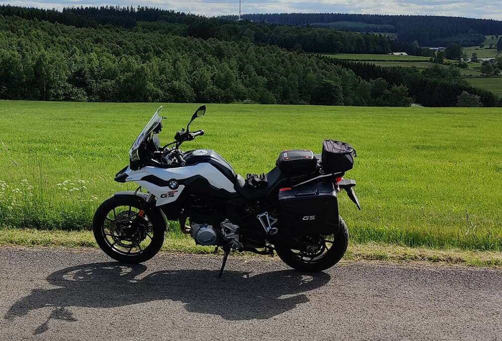 BMW Comfort, Touring & Dynamic pack