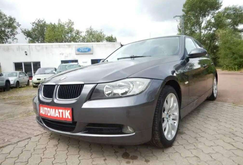 BMW 320i Aut.