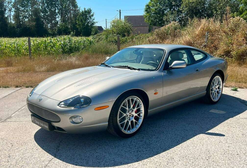 Jaguar XKR Coupé 4.2i V8 Supercharged – Spirit of Legend n°12/50
