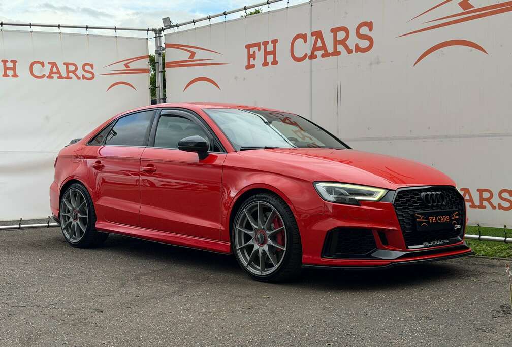 Audi 2.5 TFSI Quattro S tronic  *CAMERA*B&O SOUND*OZ RACING*VIRTUAL COCKPIT*ALCANTARA*FULL OPTION*