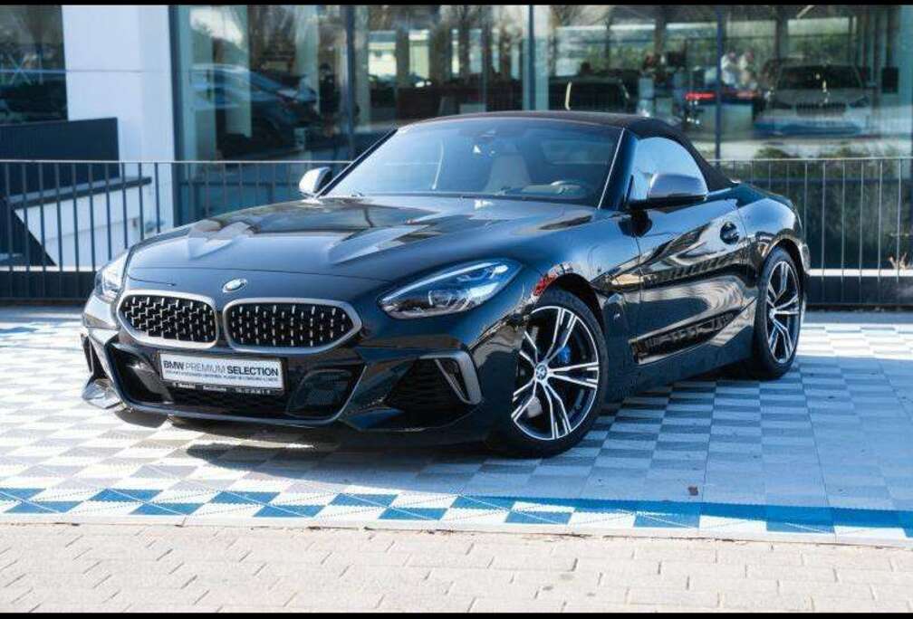 BMW M40i