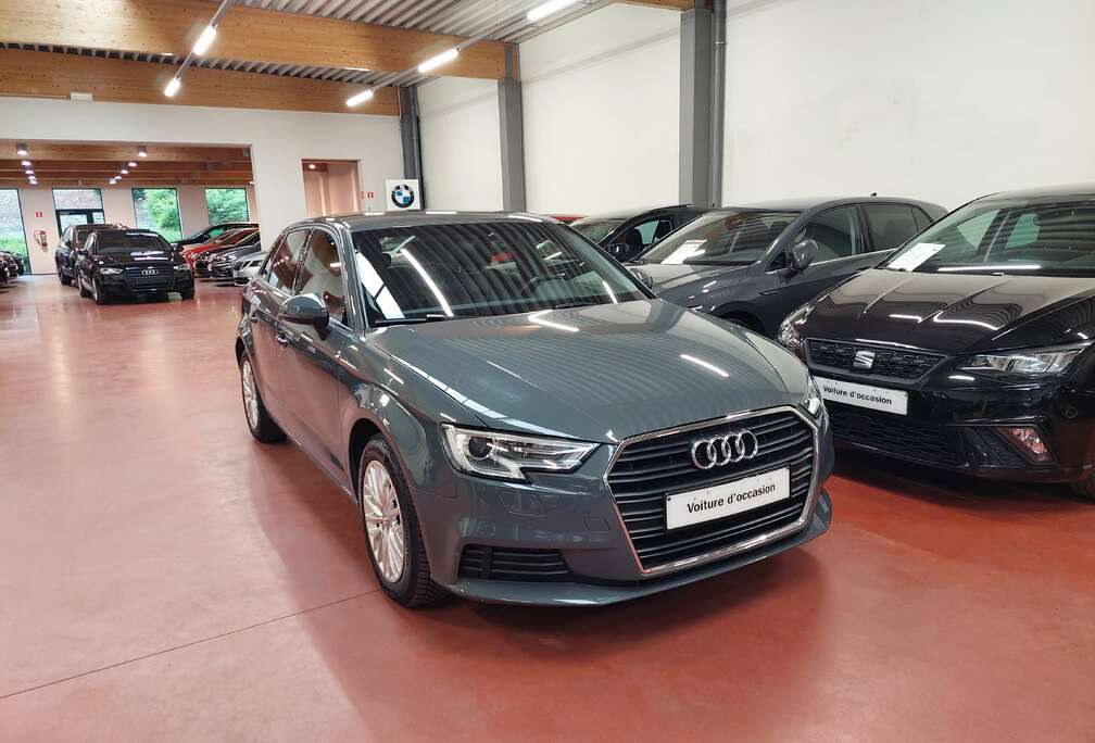 Audi 1.6 TDi + S-tronic + NANO GREY + CUIR Sport + LED