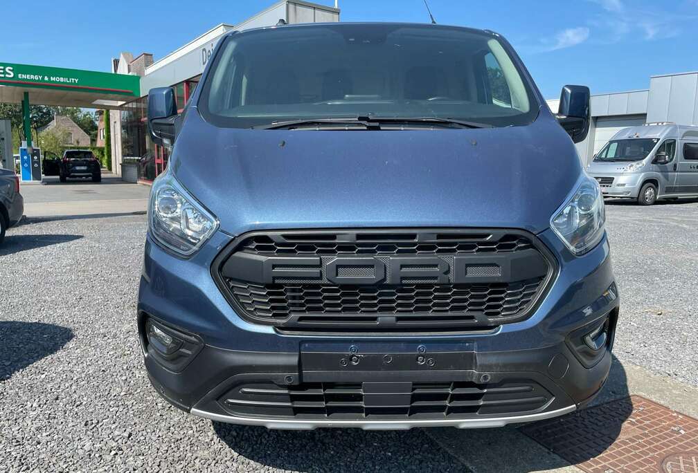 Ford 300 L1H1 Trail