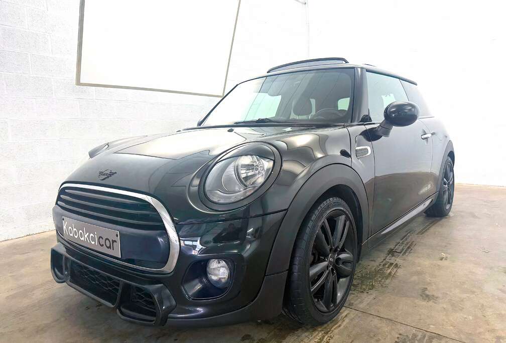MINI Mini 1.5 Cooper / JCW / Toit ouvrant / Navi / Cuir