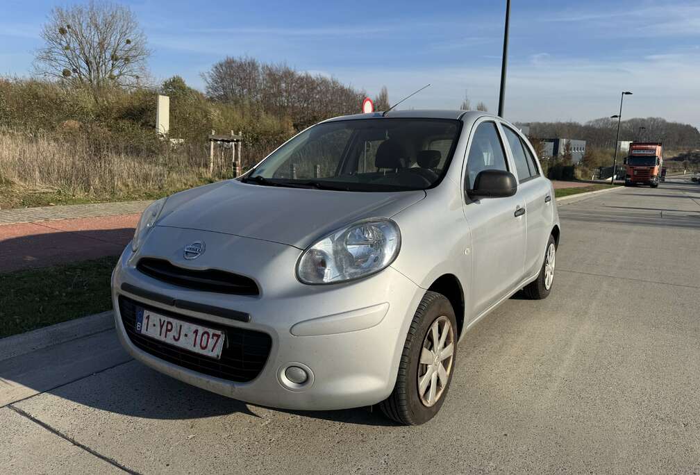 Nissan 1.2i Acenta+Nissan Connect