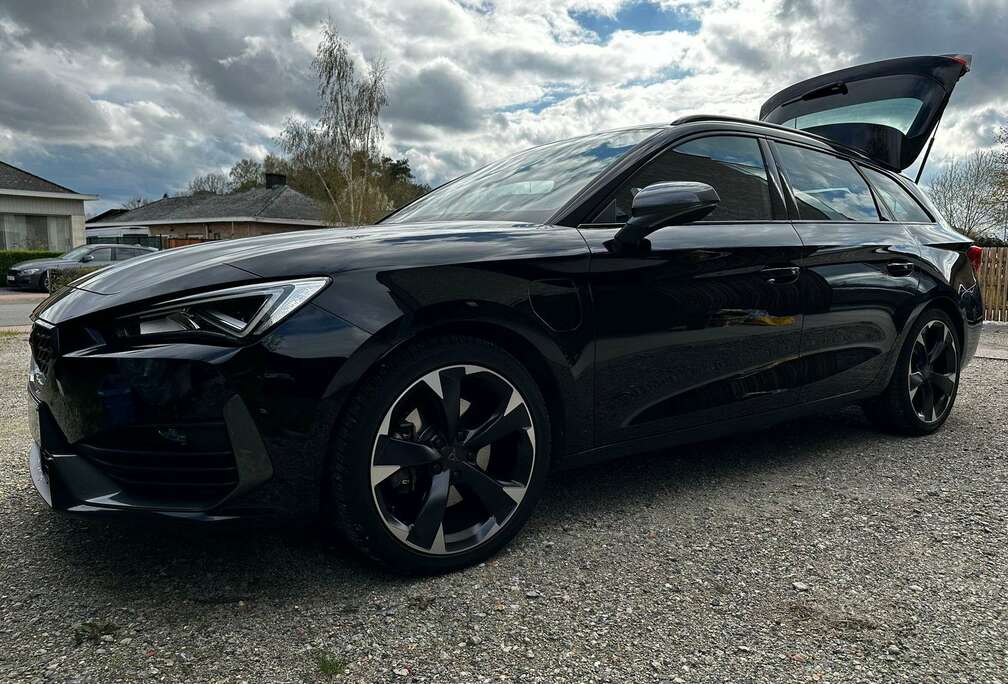 Leon ST e-Hybrid 1.4 DSG (150 kW)