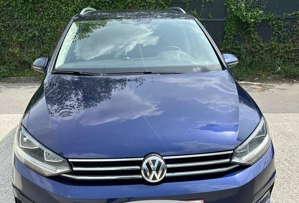 Volkswagen Touran 1.6 TDi SCR Highline DSG