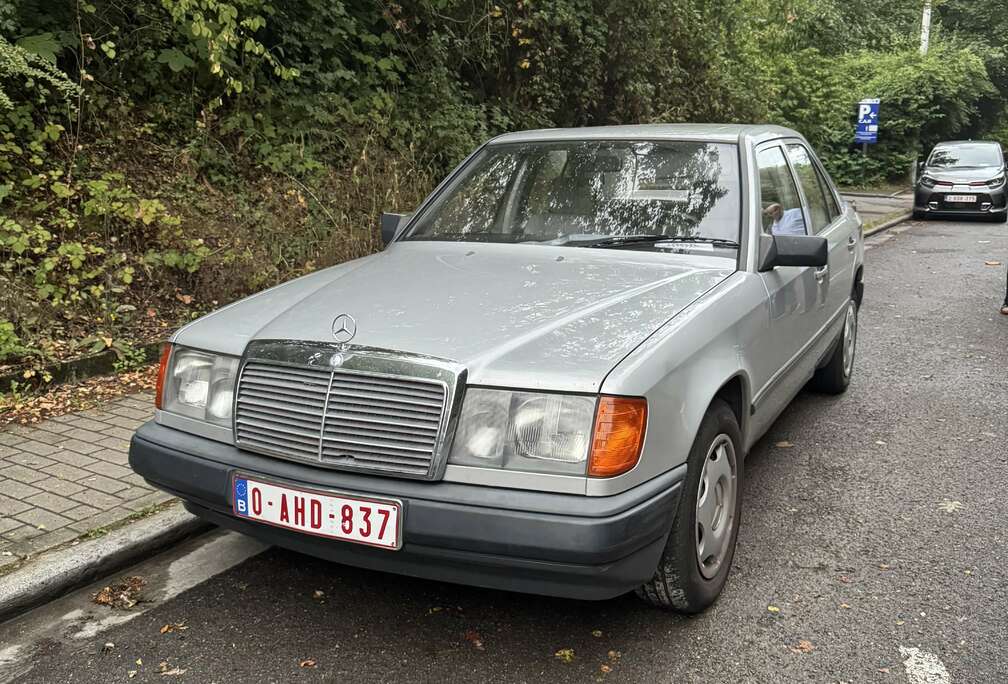 Mercedes-Benz boite auto et toit ouvrant