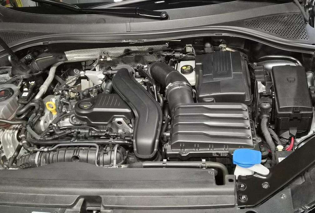 Volkswagen 1.5 TSI R-Line OPF DSG7