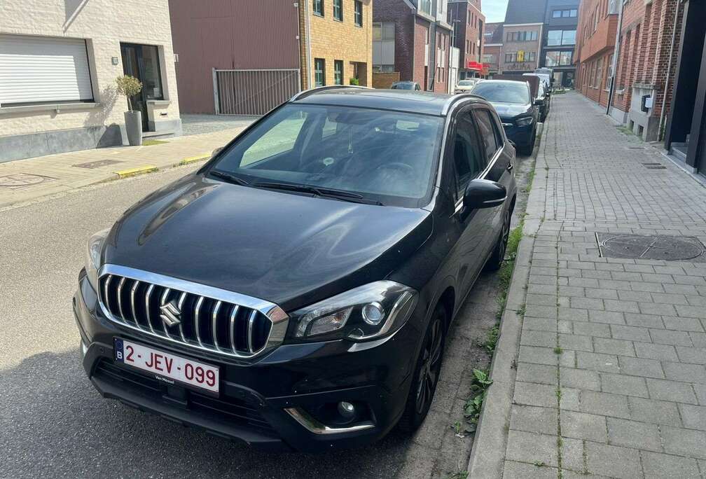 Suzuki 1.4 Boosterjet Mild-Hybrid Flash
