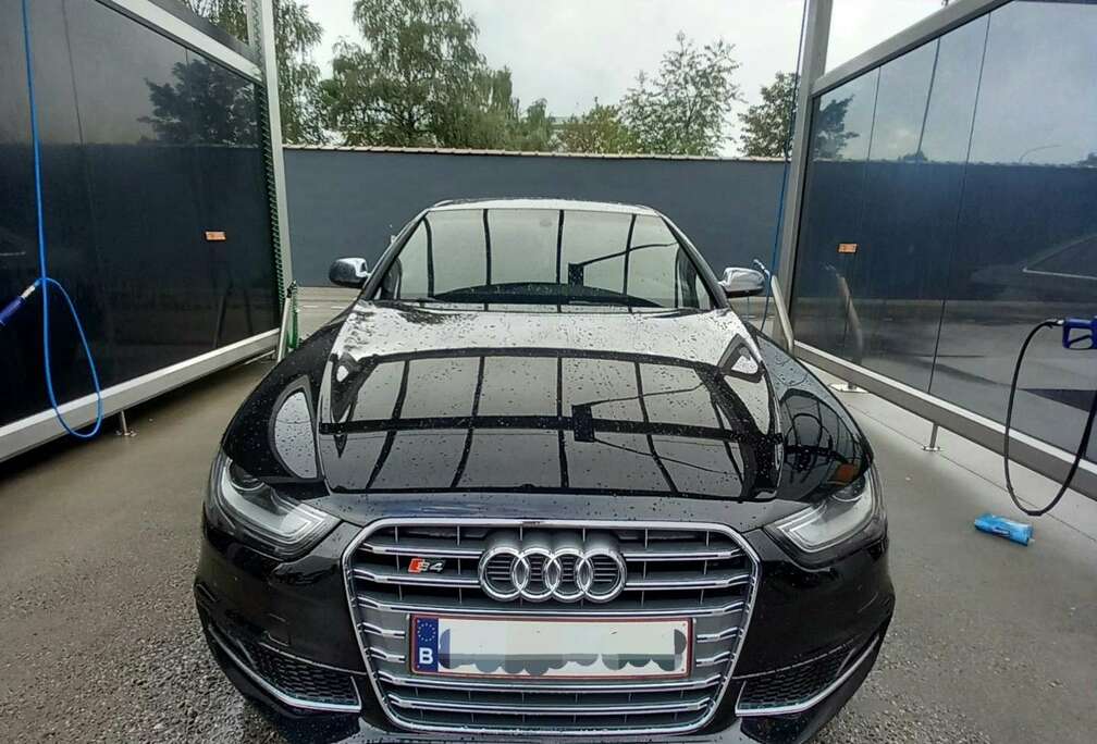 Audi 3.0 V6 TFSI Quattro sport S tronic