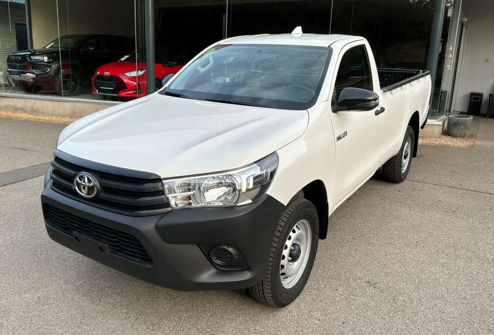 Toyota 2.4 D-4D 4WD Active simple cabine