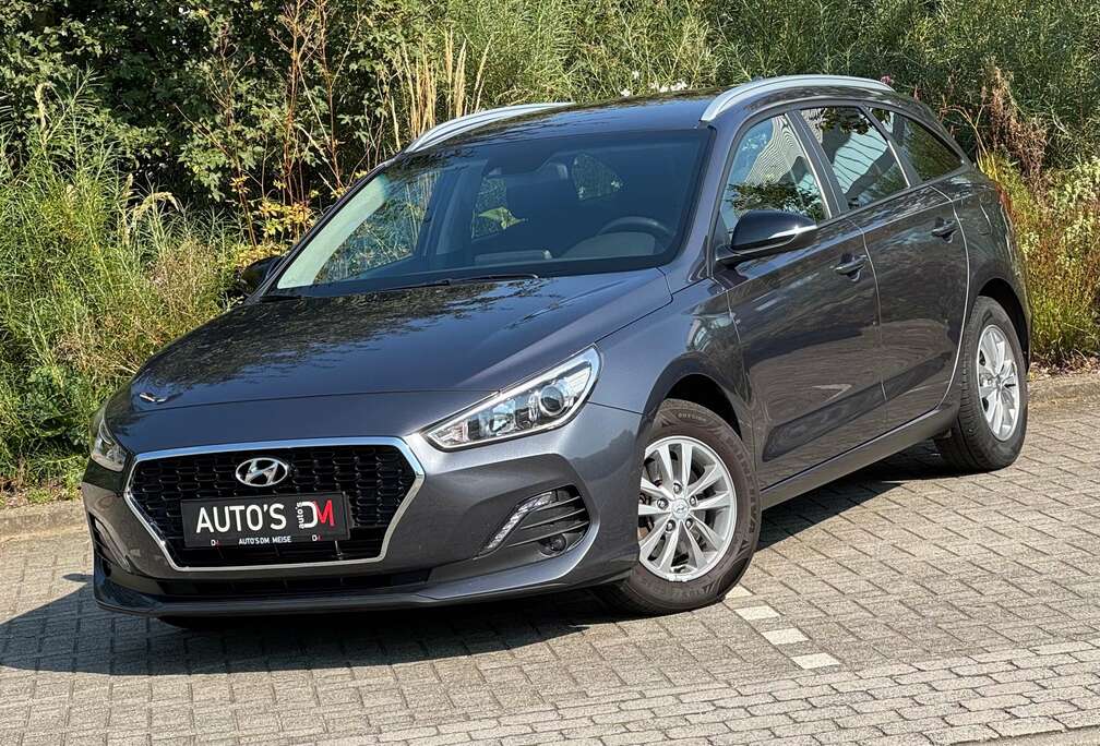 Hyundai SW 1.6 CRDi Twist Camera, Airco, Cruise, PDC A