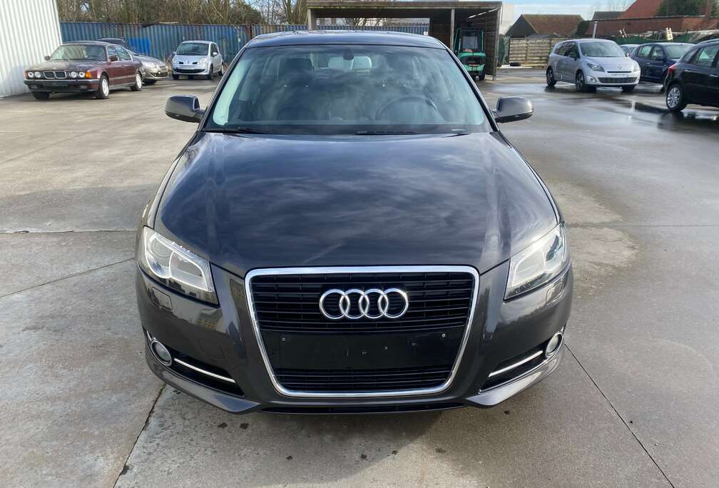 Audi A3 Sportback 1.6 TDi e Attraction Start/Stop DPF