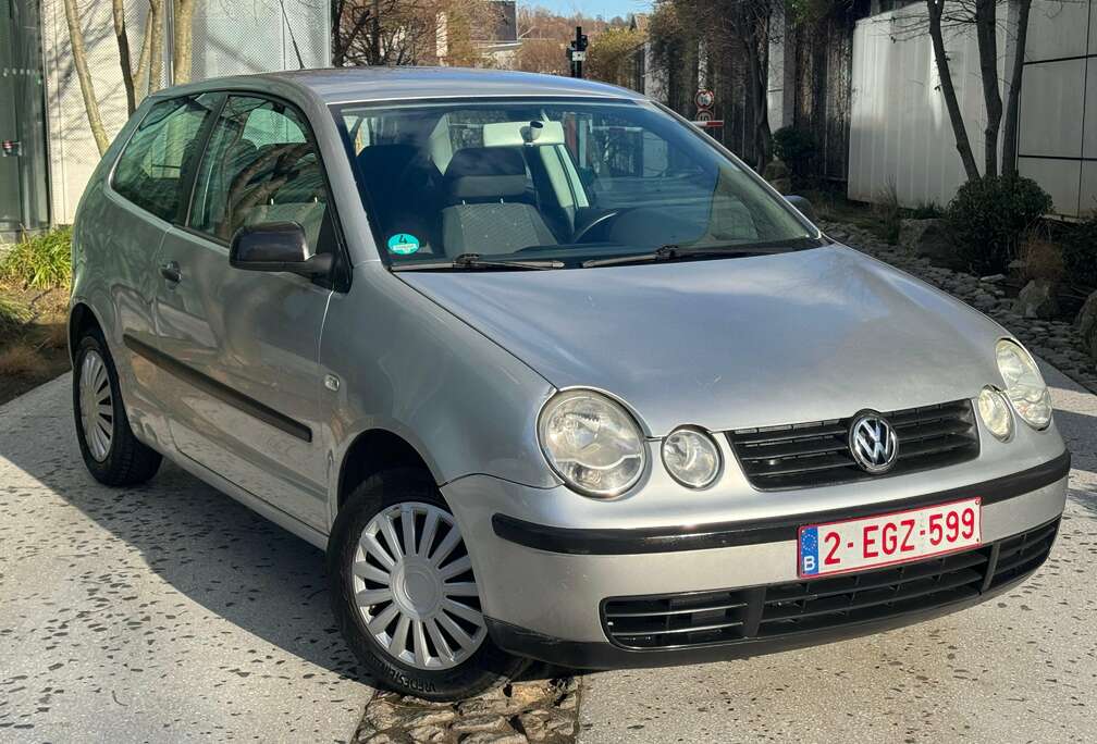 Volkswagen Volkswagen Polo 1.2 Essence 2003