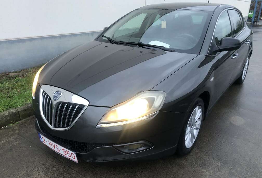 Lancia 1.6 MultiJet Silver