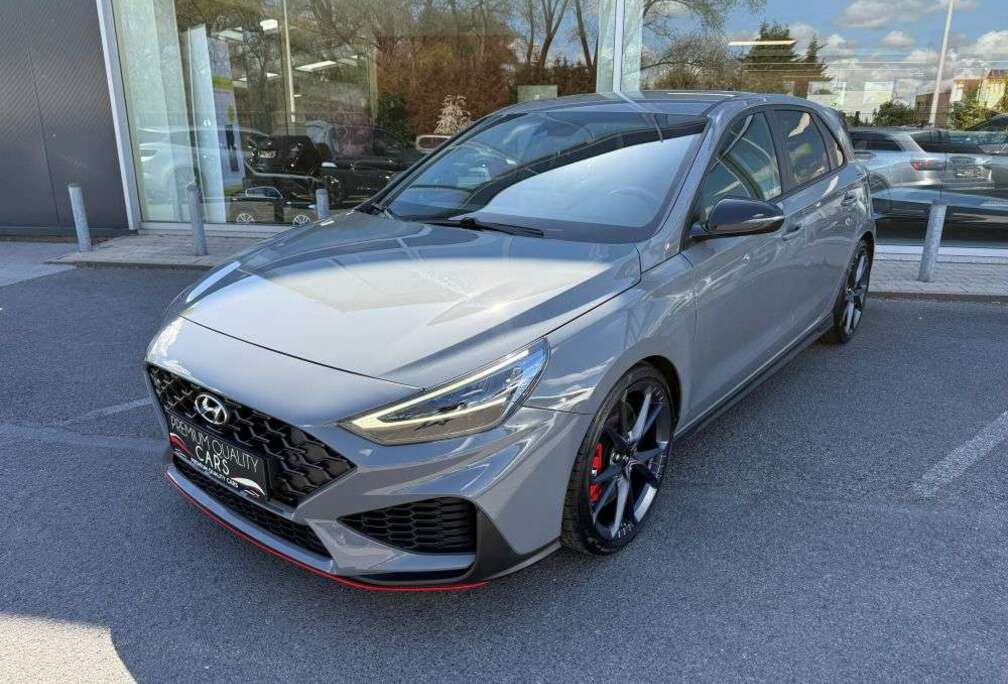 Hyundai PERFORMANCE PACK DCT / CARPLAY / CAMERA / ZETEL&STUURVERWARMING /