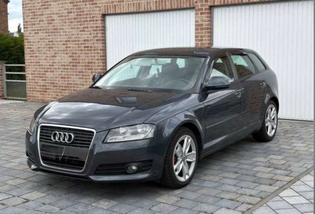 Audi Sportback 1.6 TDi Ambiente Start/Stop DPF S tronic