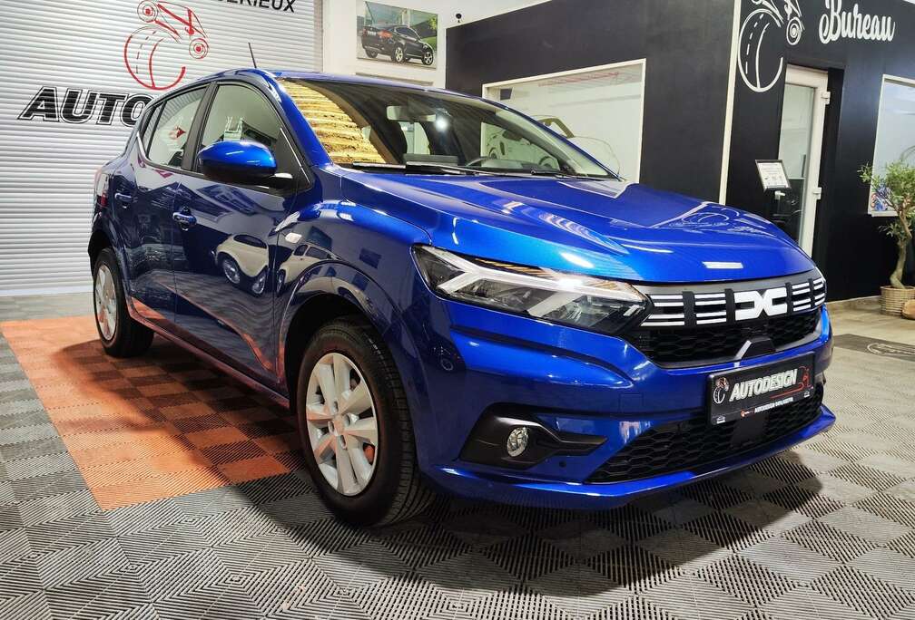 Dacia Sandero 1.0 TCe Expression CVT ** 6000km **