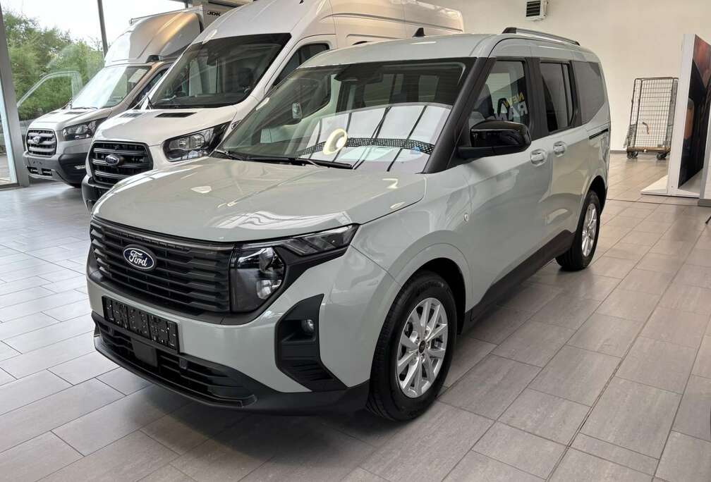 Ford Titanium 1.0 EcoBoost 125 PK AUTOMAAT!!