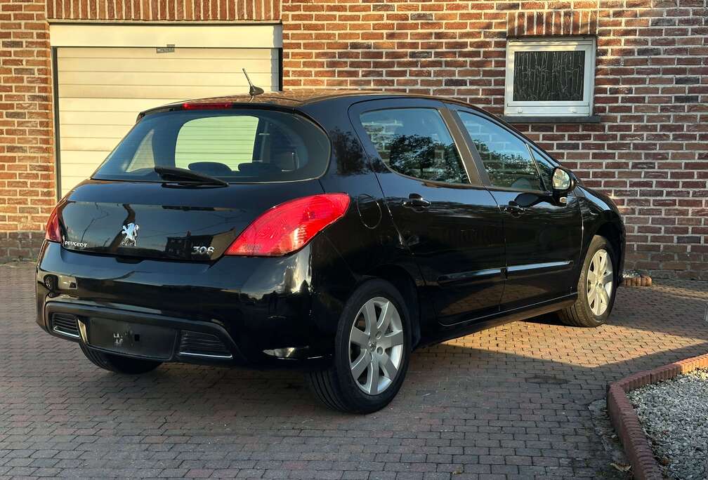 Peugeot 308 1.6 HDi