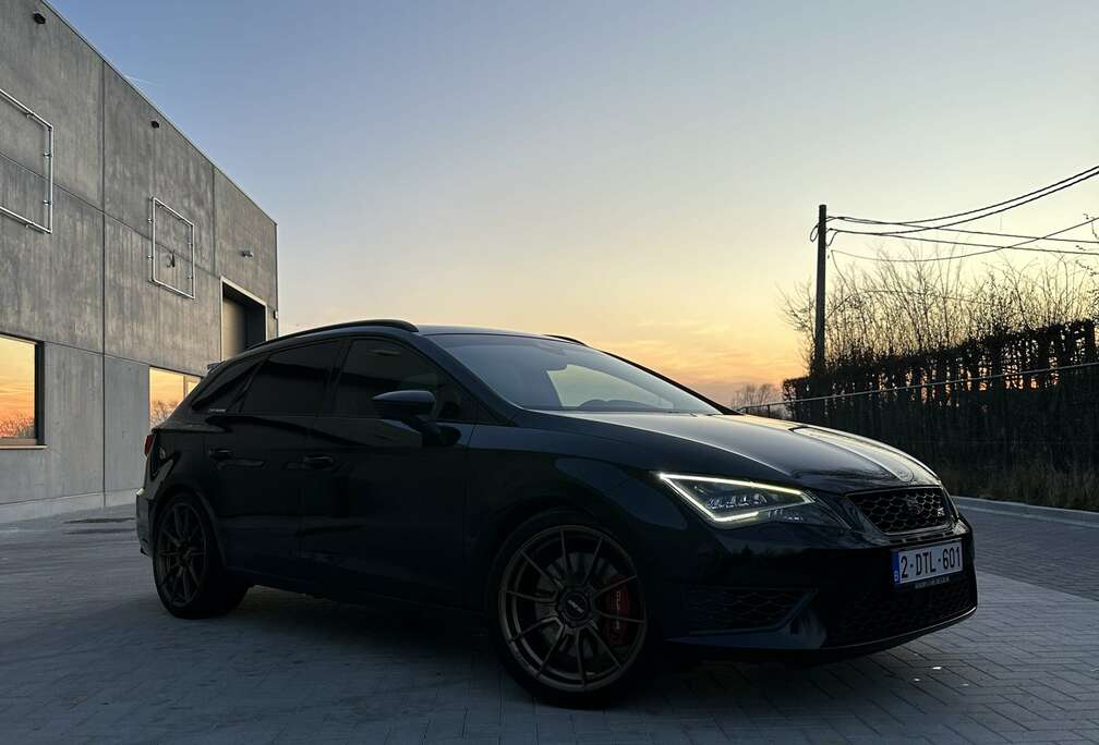 SEAT ST 2.0 TSI Start&Stop DSG Cupra 290