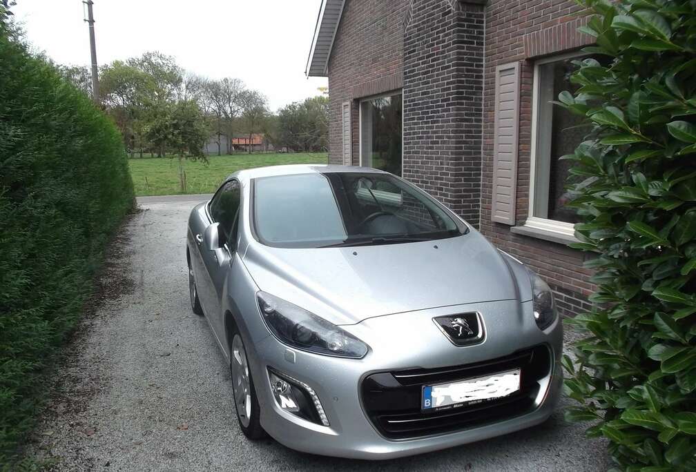 Peugeot 308 CC HDi FAP 165 Allure