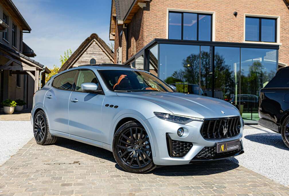 Maserati Modena S / F Tributo  / 1 Owner / Carbon / Pano / 21\