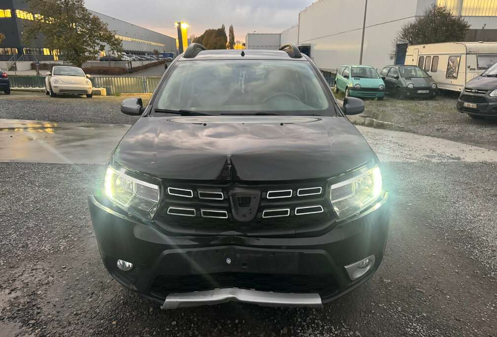 Dacia Sandero Stepway 0.9 TCe Stepway SL Rainbow (EU6.2)