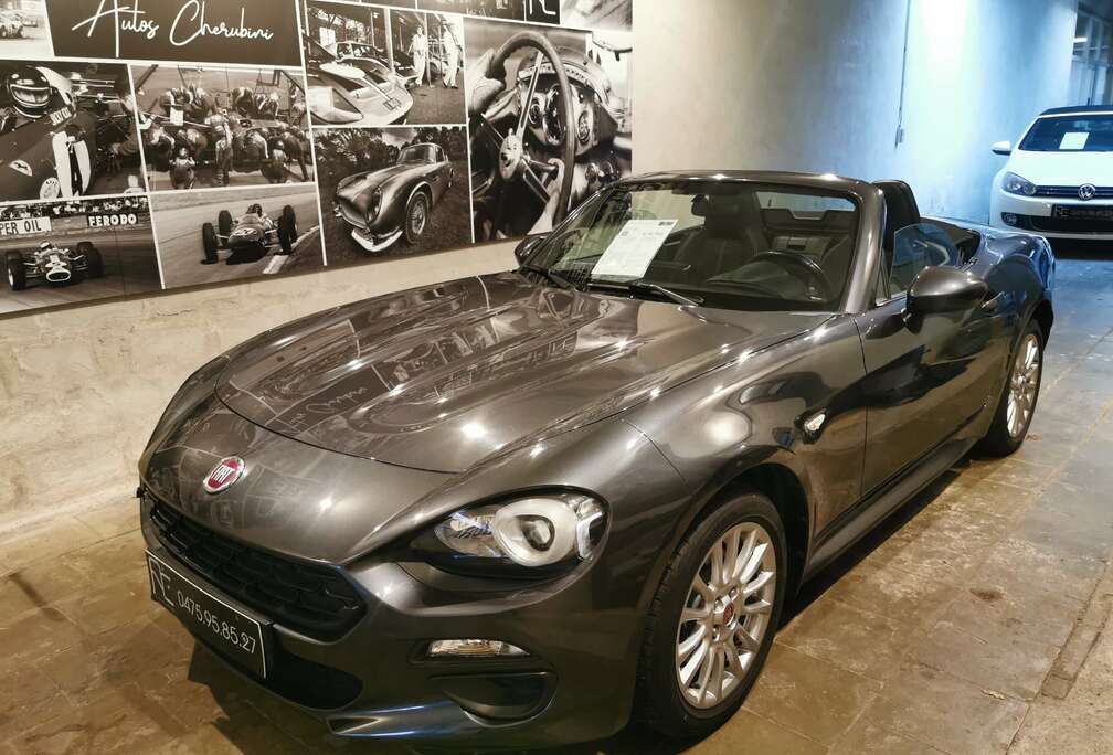Fiat 124 Spider 1.4 MultiAir GPS Camera