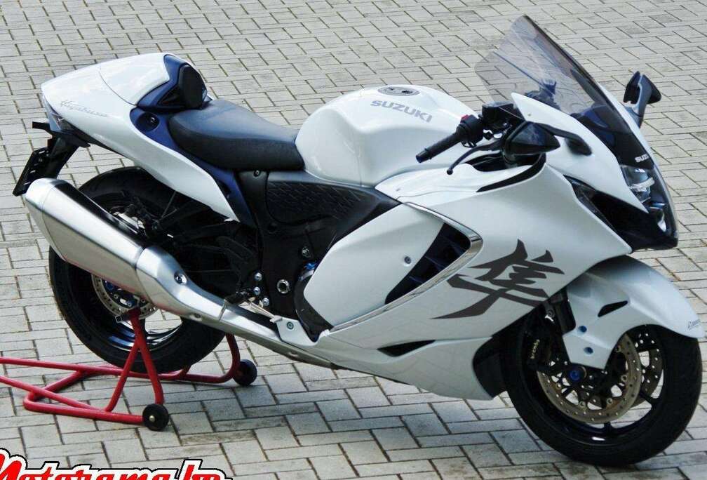Suzuki GSX1300R