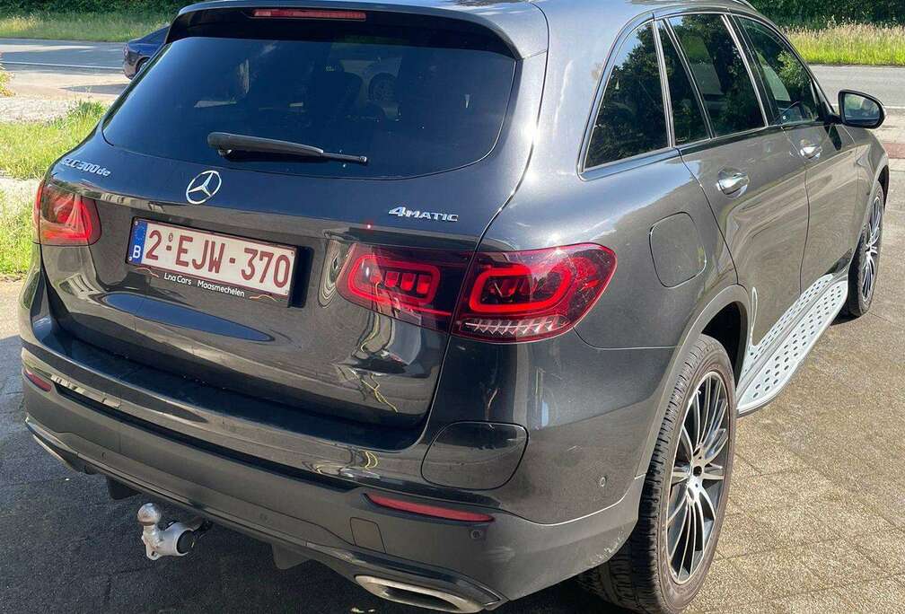 Mercedes-Benz GLC 300 de 4Matic 9G-TRONIC AMG Line Plus
