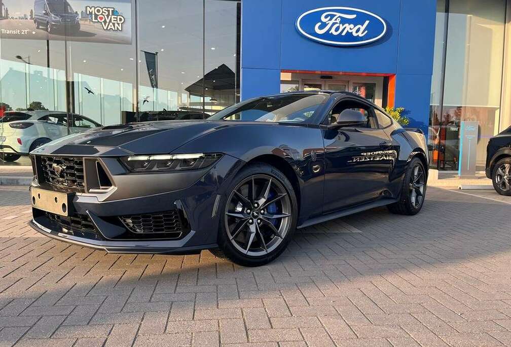 Ford Dark Horse 5.0 V8 454PK M6 S650  Dark Horse Appear