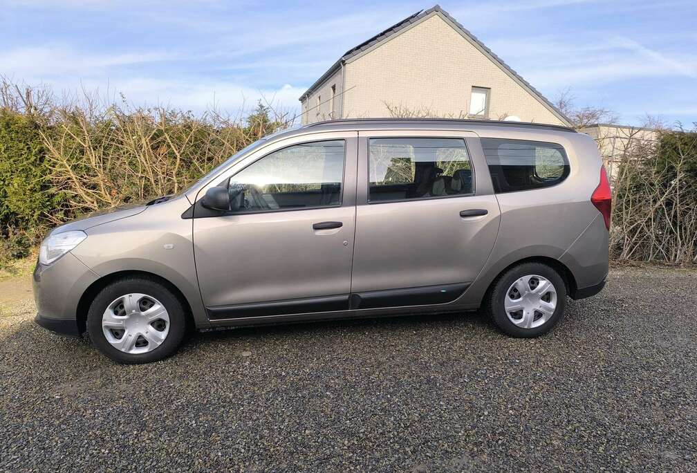 Dacia Lodgy 1.6i Lodgy 5pl.