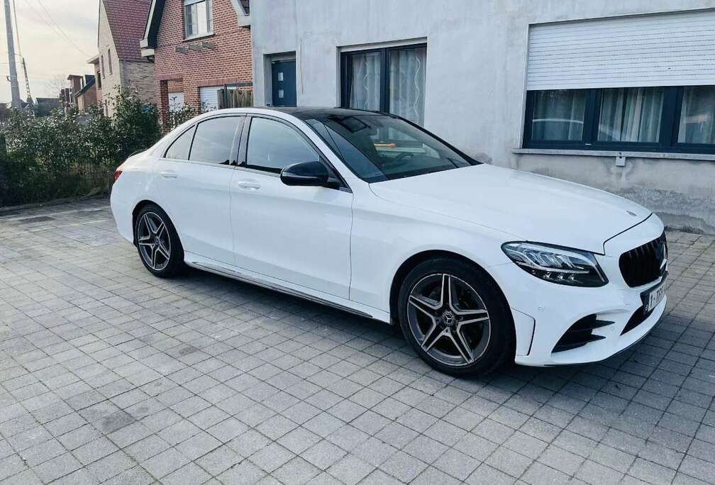 Mercedes-Benz d 9G-TRONIC AMG Line