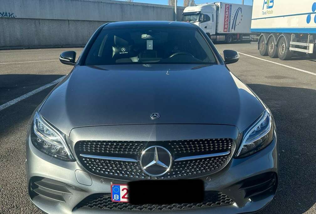 Mercedes-Benz d 9G-TRONIC AMG Line