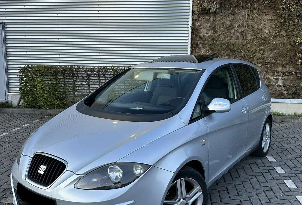 SEAT Essence Automatique Contrôle Technique Ok Propre