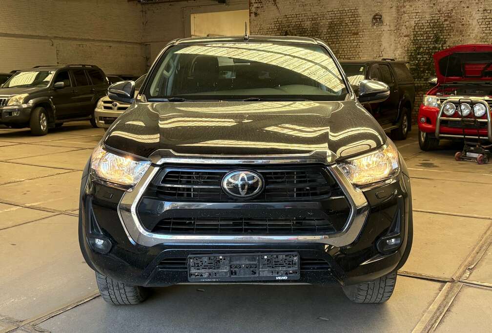 Toyota 2.4 D-4D 4WD Comfort