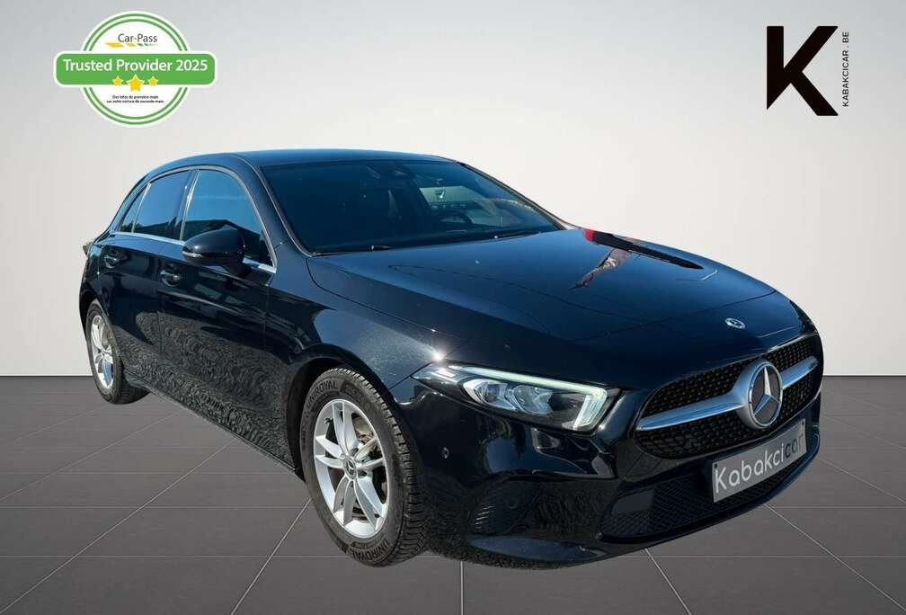 Mercedes-Benz A 160i Business / Navi / Cuir / Caméra / Garantie 12 Mois