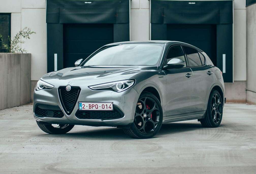 Alfa Romeo Stelvio 2.0 Turbo 16V AT8-Q4 Veloce