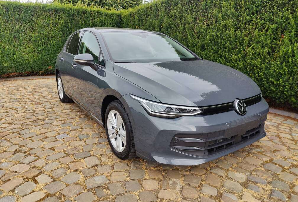 Volkswagen 8.5 Golf 1.5 TSI Life