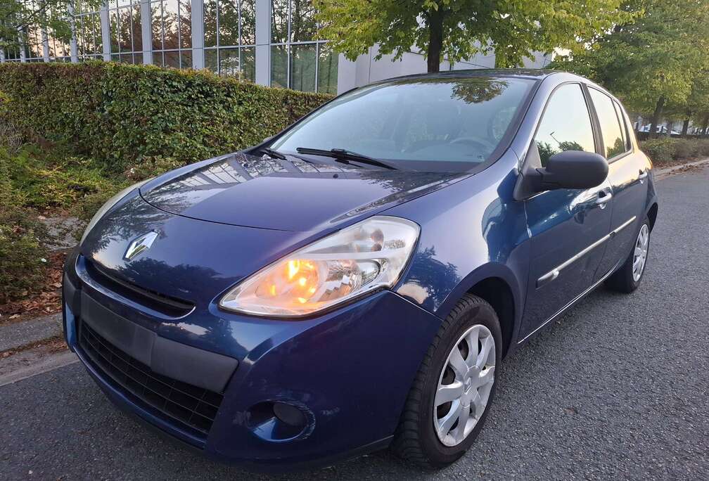 Renault Clio 1.5 dCi TomTom Edition Climat