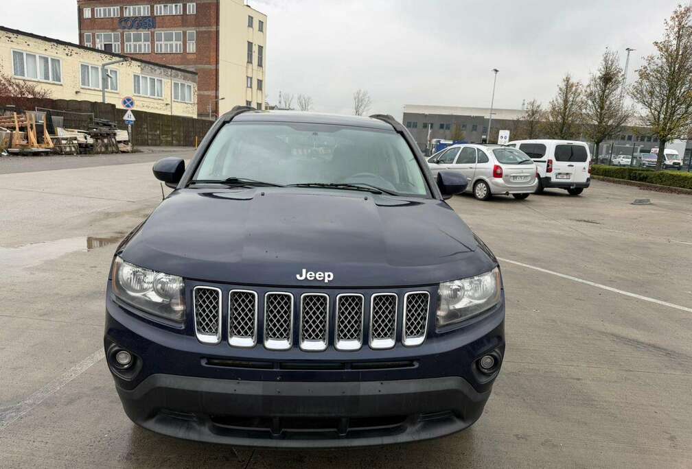 Jeep 2.4i  LimitedPlus