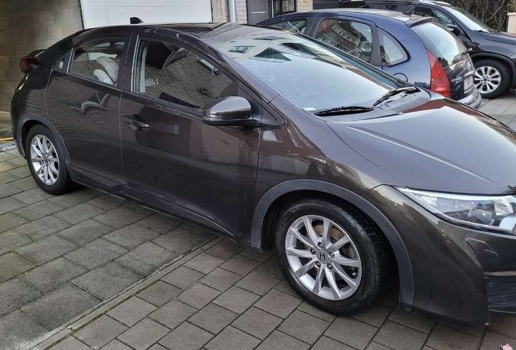 Honda 1.6 i-DTEC Elegance euro 6b. Led,Bluetooth,connect