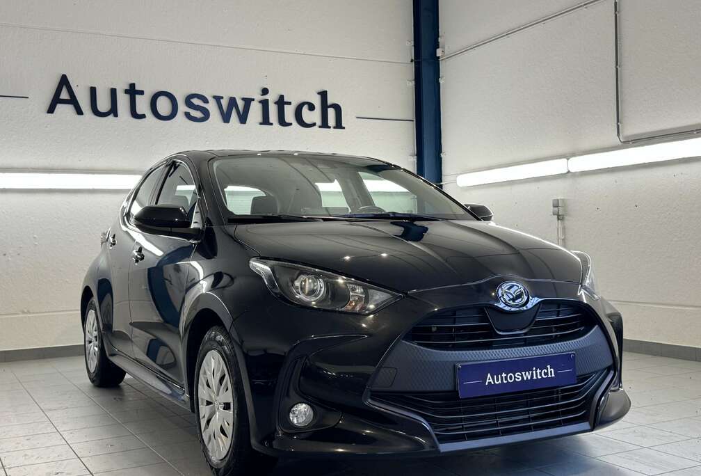 Toyota 1.5 Hybrid Automaat - VerwZetels+stuur/ActCruise/