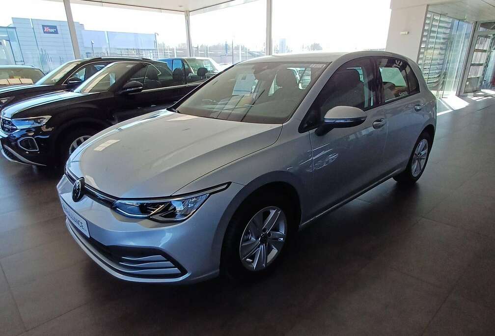 Volkswagen Golf 1.0 eTSI Life OPF DSG