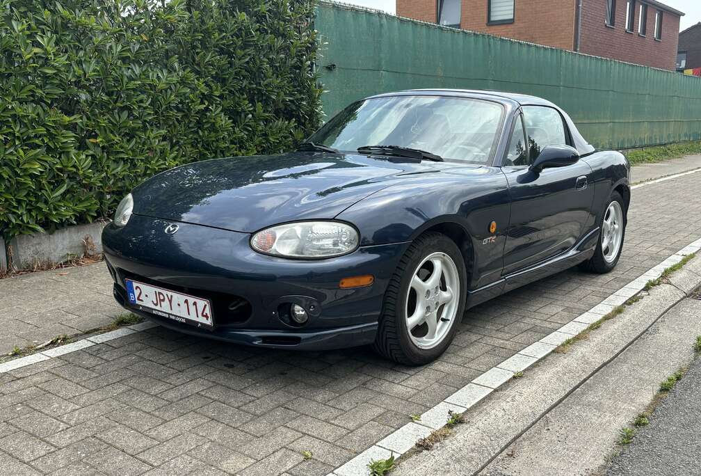 Mazda 1.6i 16v Luxe